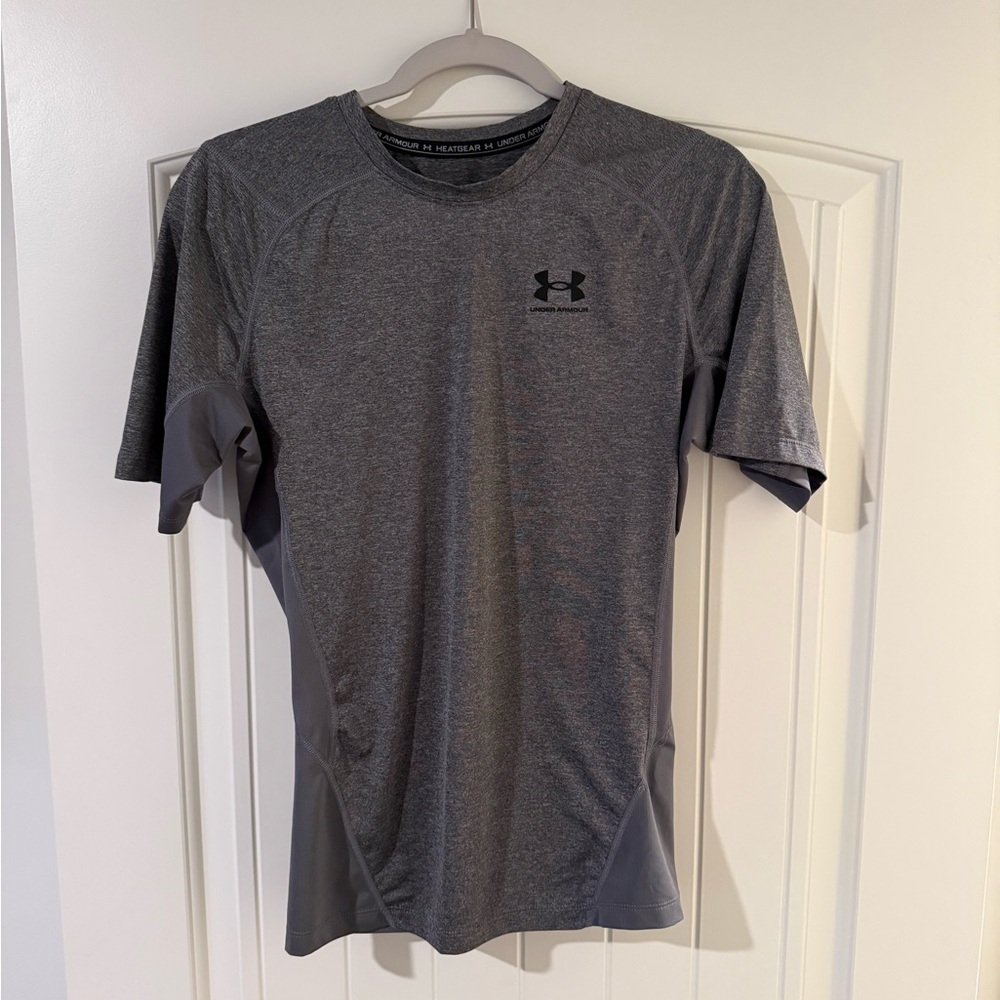 Under Armour Men's Gray Performance Shirt Large